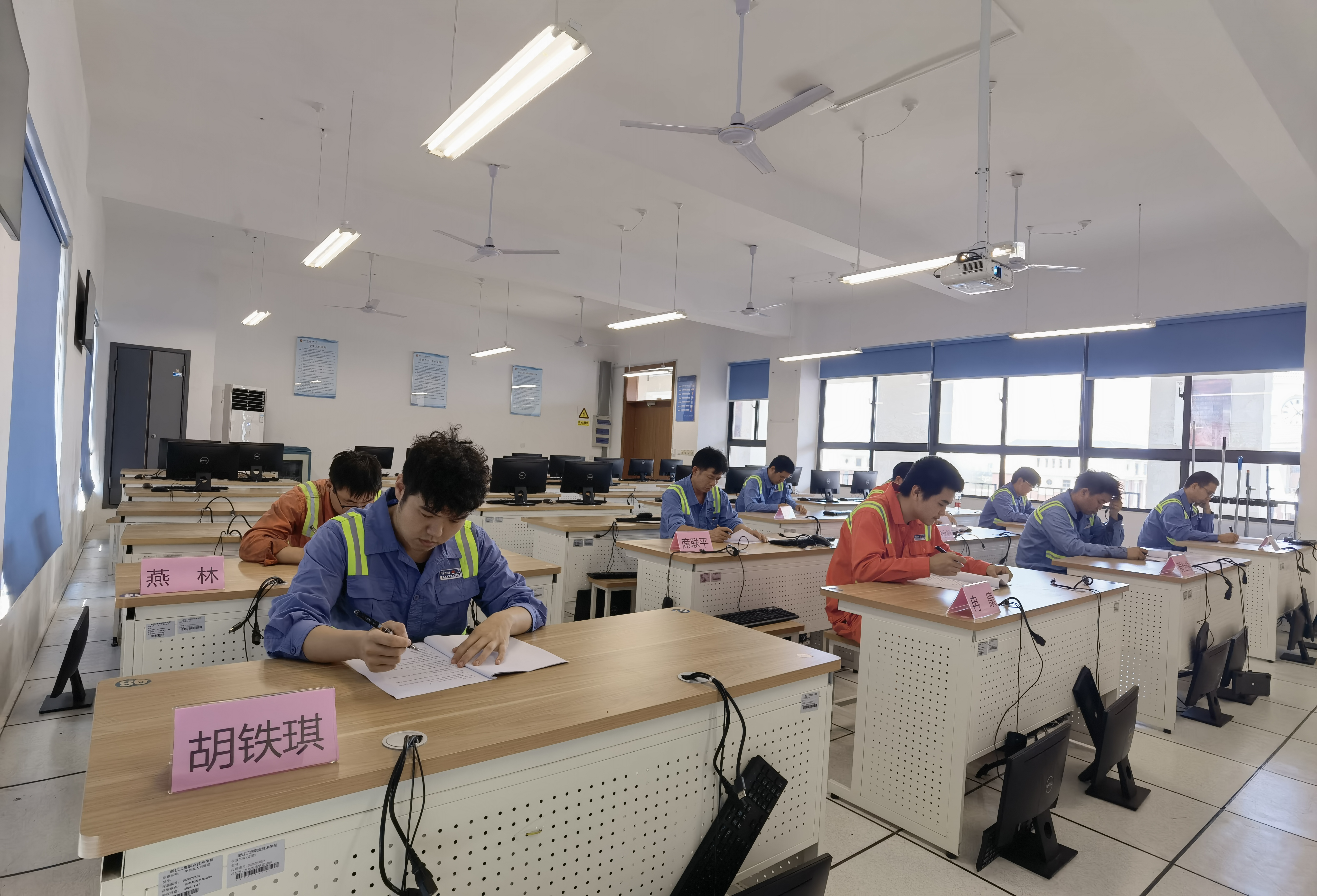 至尊国际 – 至尊服务,至尊享受